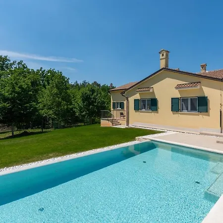 Holiday home House Mateo With Private Pool