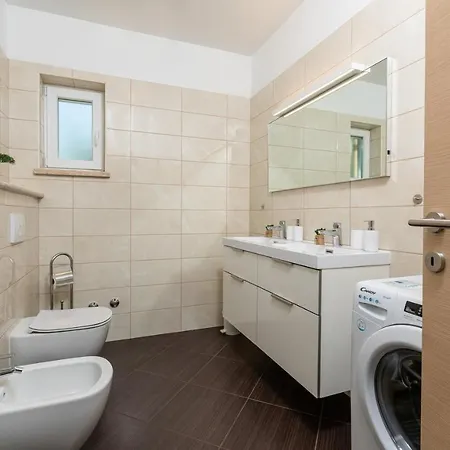 House Mateo With Private Pool Tatil Evi