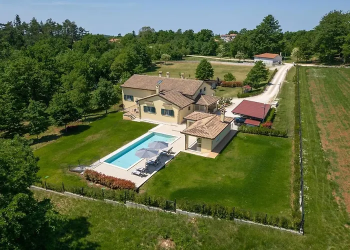 Semesterbostad House Mateo With Private Pool Stari Pazin