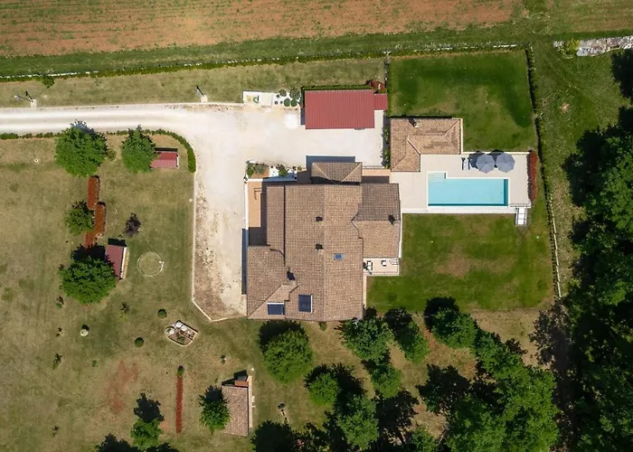 House Mateo With Private Pool * Stari Pazin