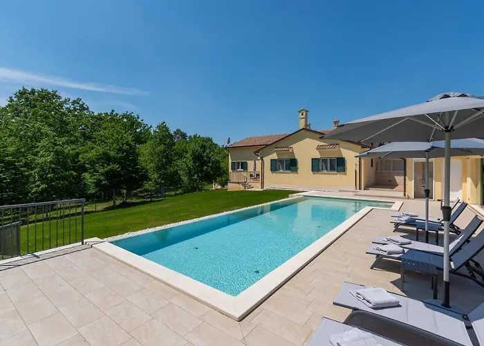 Semesterbostad House Mateo With Private Pool